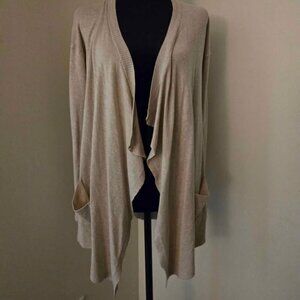 🆕️ NWT Chico's Beige Cardigan Size 0 / Size Small